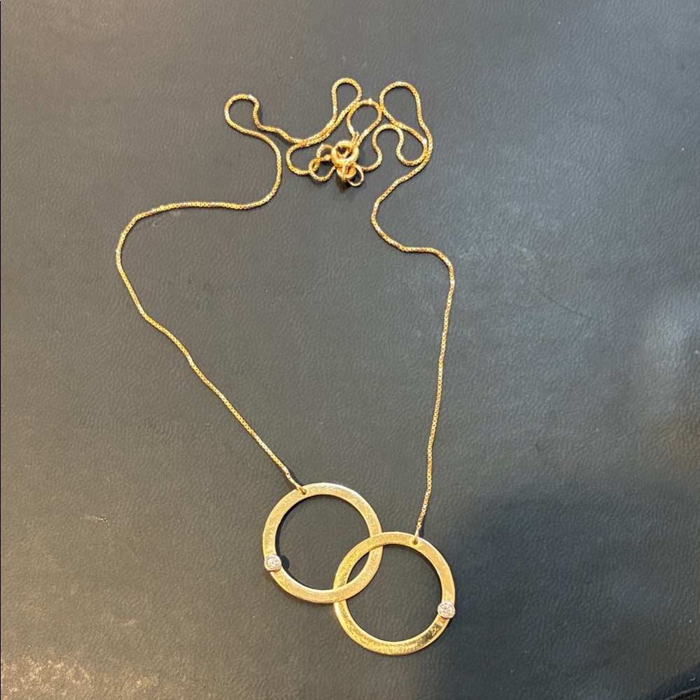LANA 14K Gold Interlocking Circle Necklace